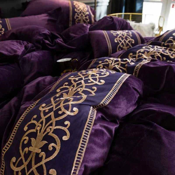 Luxury Embossed Velvet Duvet Set - Purple
