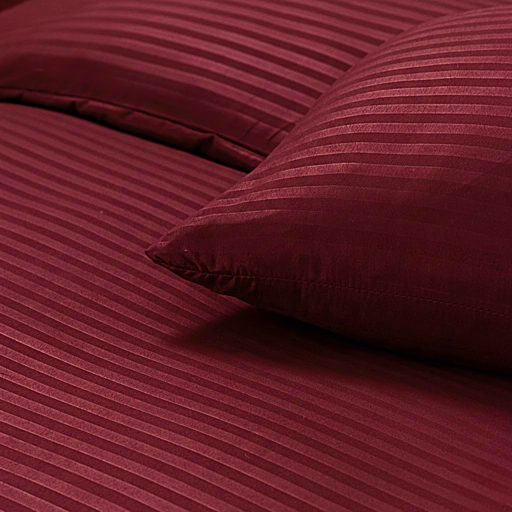 Premium Striped Flat 6-Pcs Duvet Set Maroon – King Size