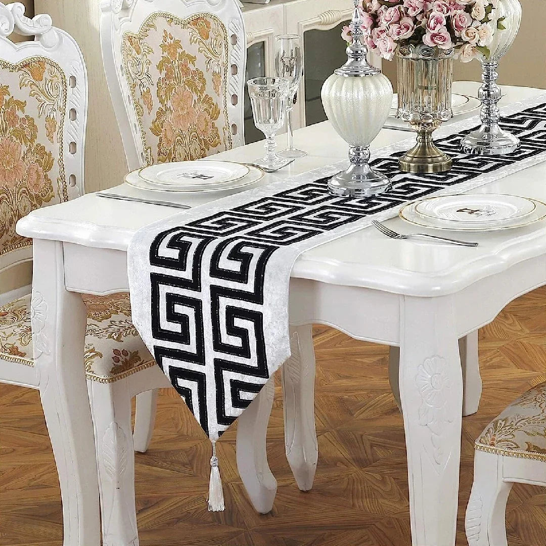 7 Pieces Double Splendid Velvet Table Runner White