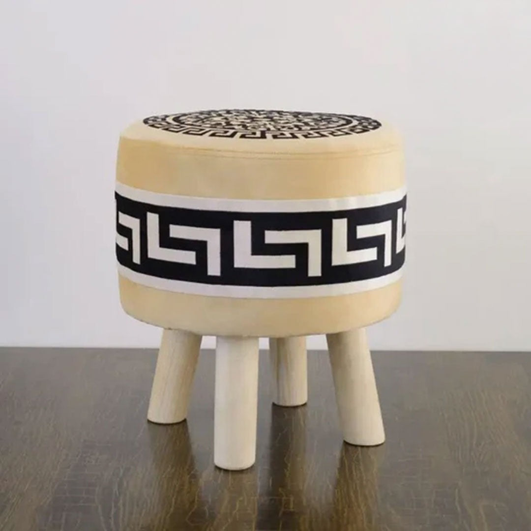 Wooden stool Vercase Design round shape