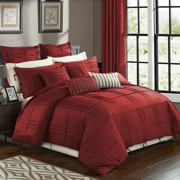 Luxury Box Pleated Duvet Set- Red (147)