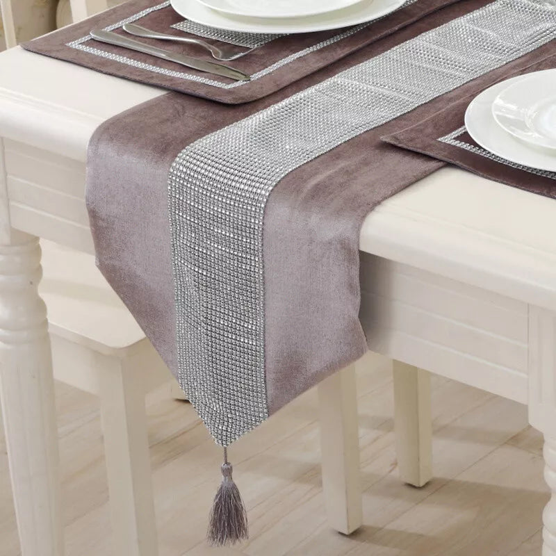 7 Pieces Table Runner