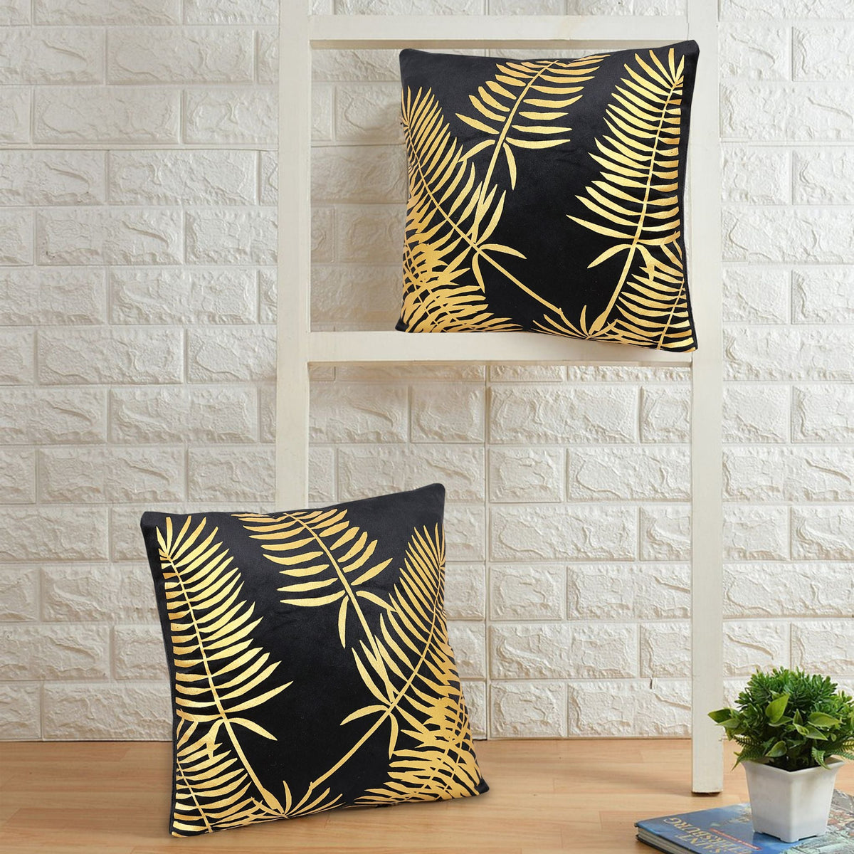 Gold Foil Palm Leaf Velvet Cushion Cover - Black