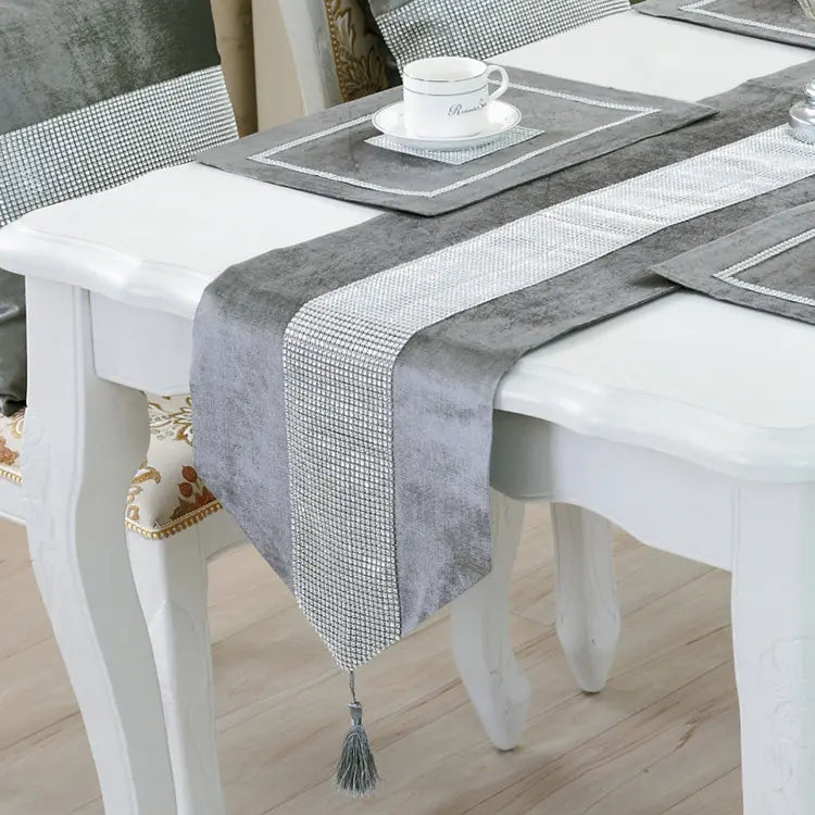 7 Pieces Table Runner