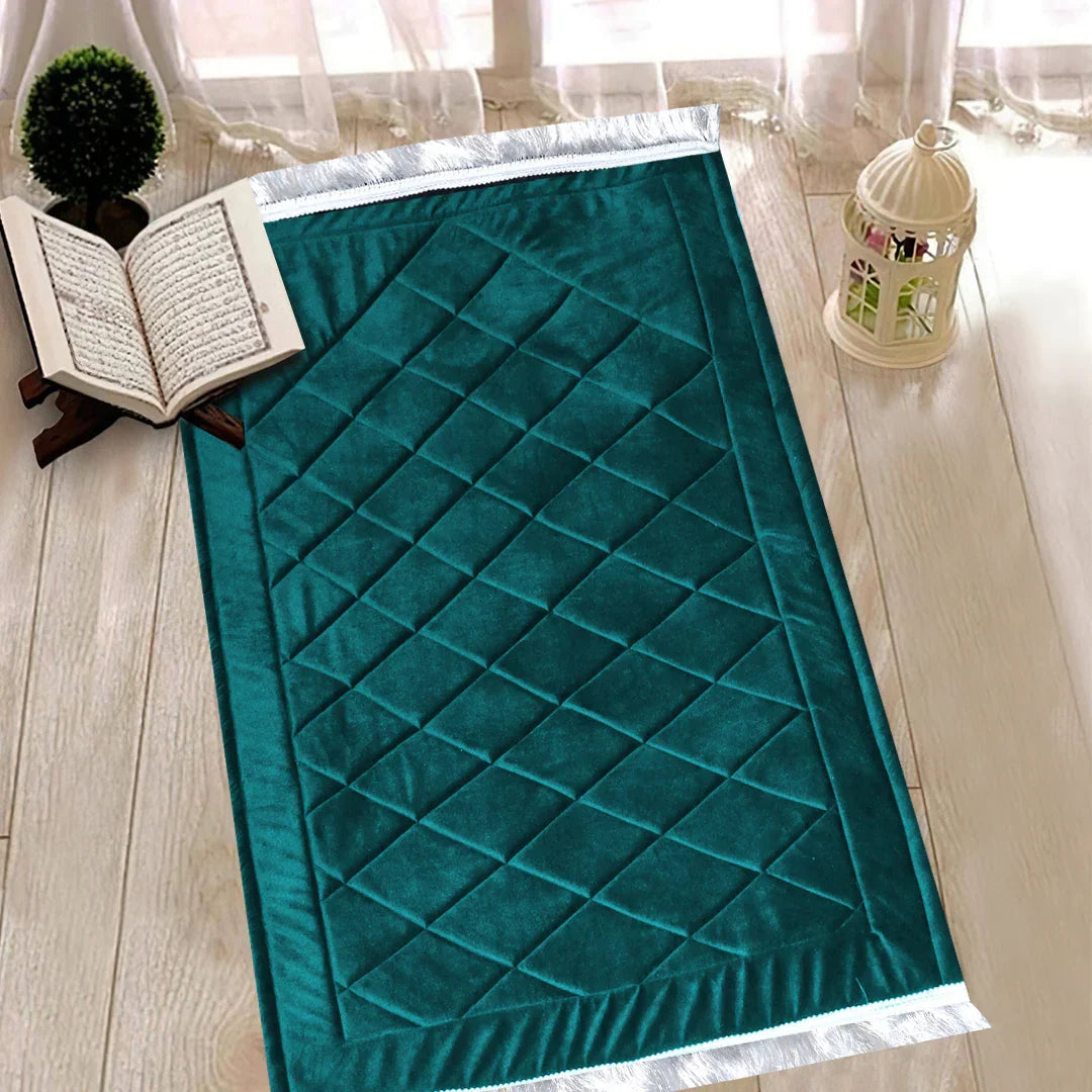 Luxury velvet prayer mat